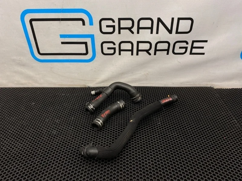 Патрубки охлаждения Mercedes-Benz E-Class 2011 2128304796 W212 271.860 1.8