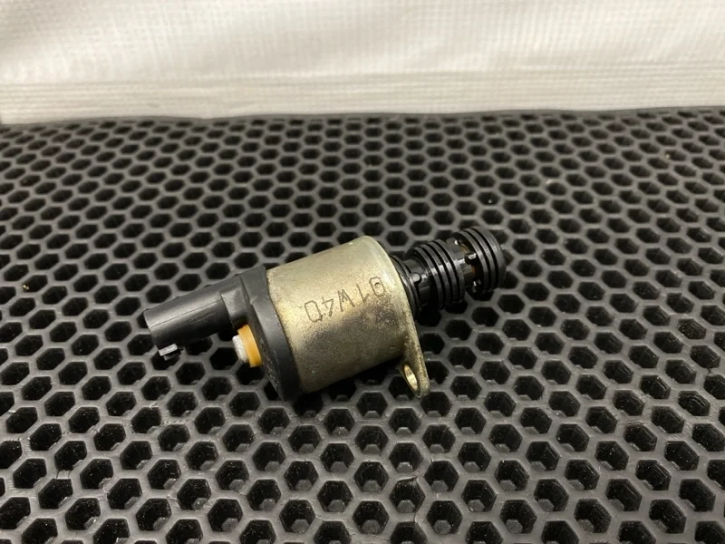 Клапан электромагнитный Mercedes-Benz Cl-Class 2001 1370510079 W215 137.970 5.8