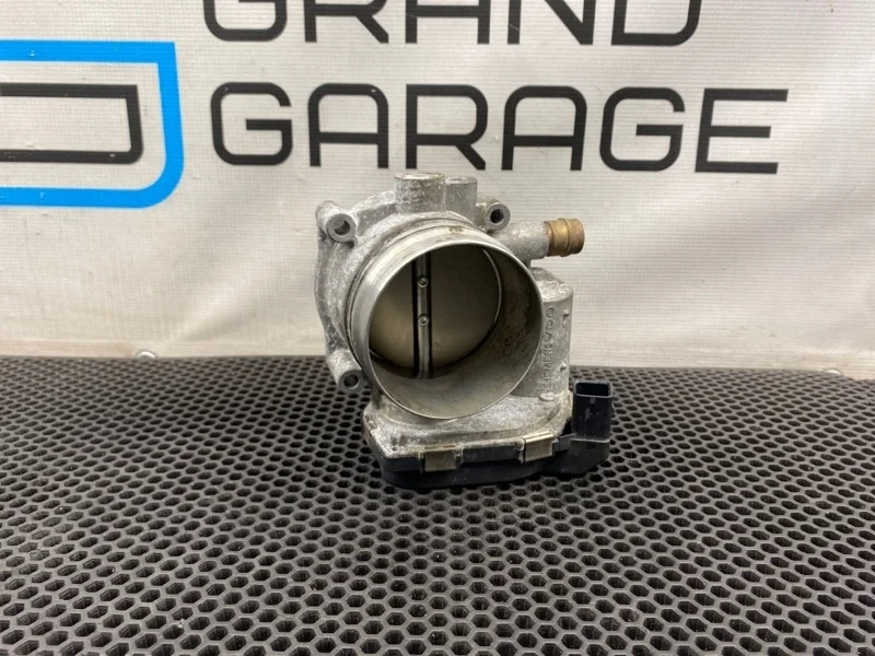 Заслонка дроссельная Bmw X6 2010 13547597871 E71 N55B30A 3.0