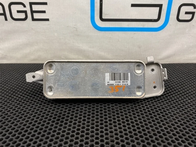 Теплообменник Bmw 7-Series 2012 17227597890 F01 N54B30A 3.0
