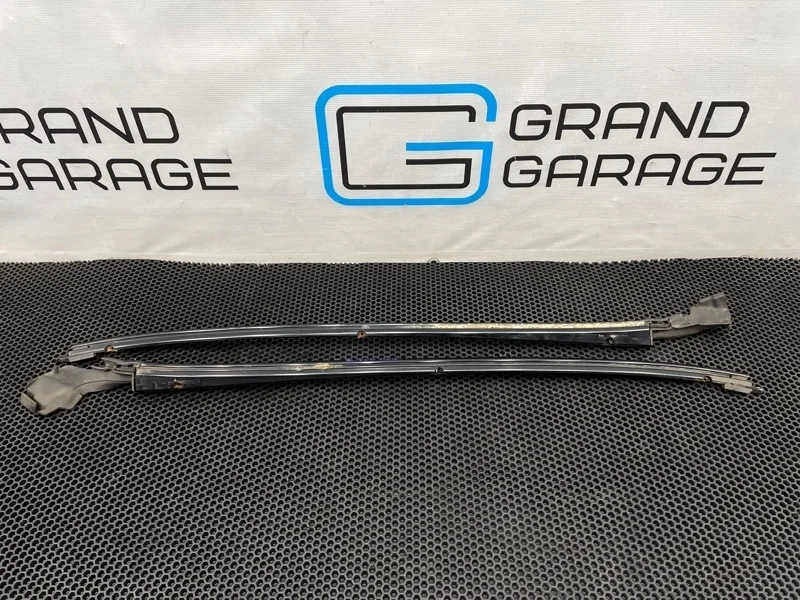 Молдинги стекол Mercedes-Benz S-Class 2003 2206900539 W220 112.975 3.7