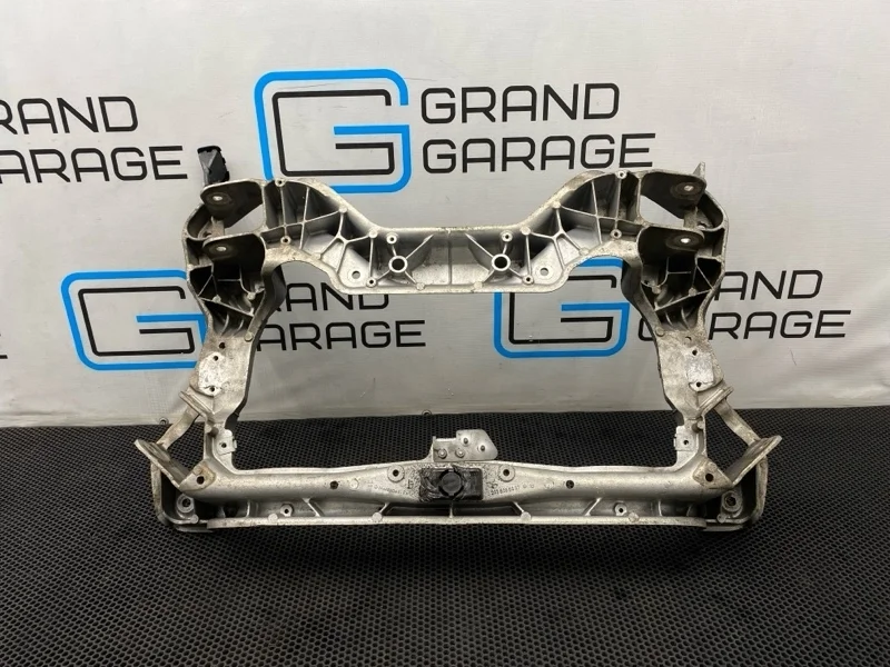 Балка передняя Mercedes-Benz Clk-Class 2009 A2036280657 W209 271.955 1.8