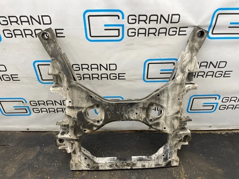 Балка передняя Mercedes-Benz V-Class 2005 A6393301406 W639 112.951 3.2