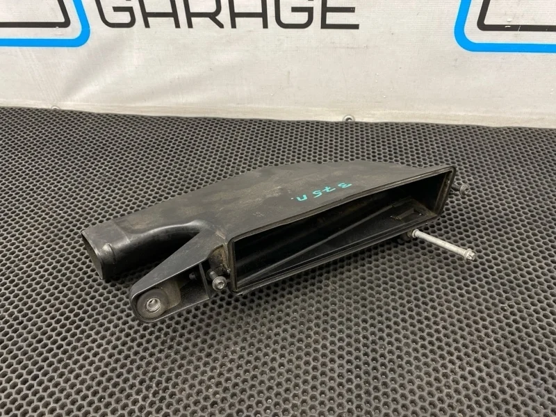 Корпус воздушного фильтра Mercedes-Benz E-Class 2009 A6420903601 W212 642.850 3.0, правый