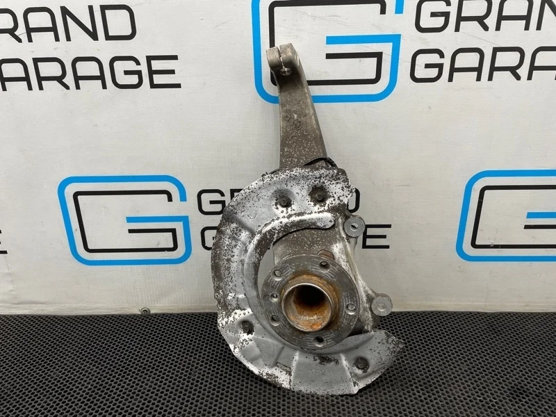 Кулак Bmw 5-Series 2015 31216775769 F10 N20B20B 2.0, передний левый