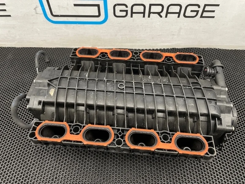 Коллектор впускной Land Rover Range Rover 2004 LKB000240 L322 M62B44 4.4