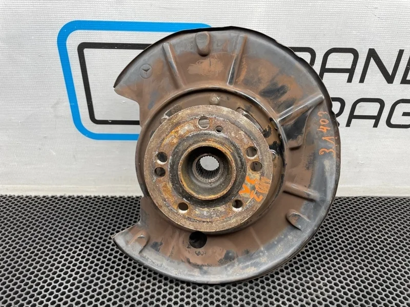 Кулак Mercedes-Benz Cl-Class 2002 A2203570905 W215 113.960 5.0, задний левый