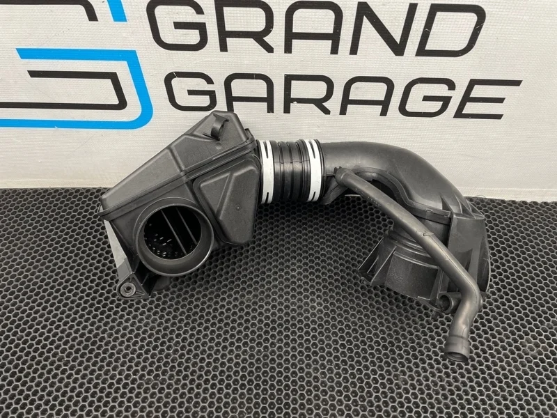Патрубок воздушный Mercedes-Benz C-Class 2006 A2710900804 W203 271.940 1.8