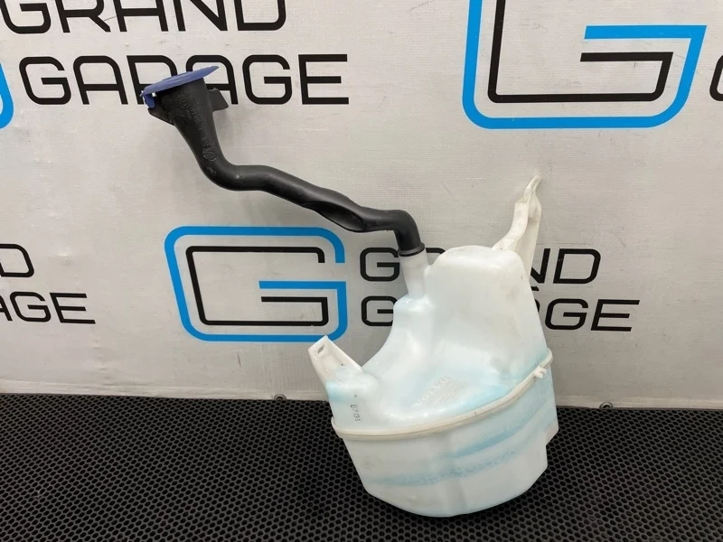 Бачок омывателя Volvo S60 2011 31416283 Y20 B4164T 1.6