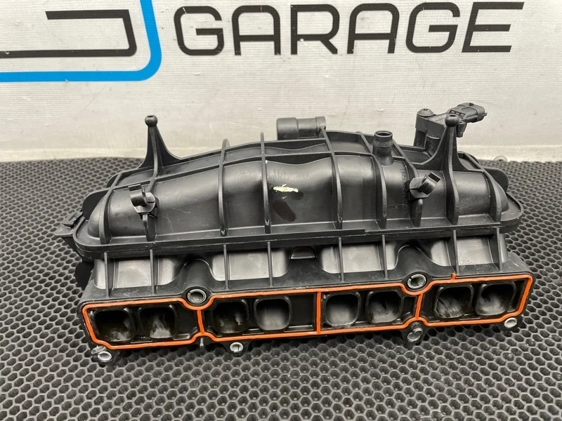 Коллектор впускной Volvo S60 2011 31330435 Y20 B4164T 1.6