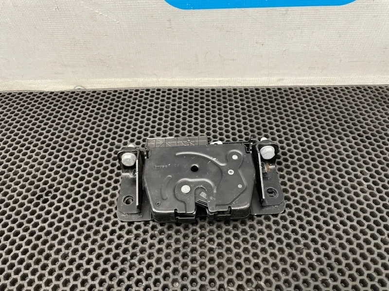 Замок багажника Bmw 5-Series 2011 51247191212 F10 N52B25A 2.5