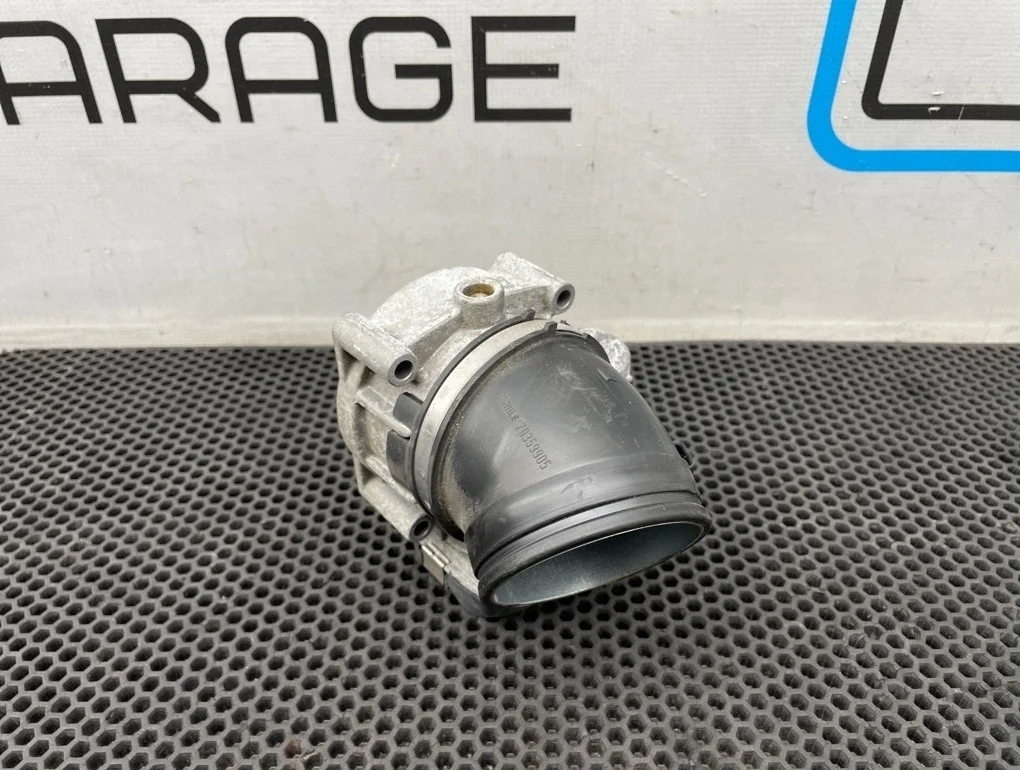 Заслонка дроссельная Bmw 5-Series 2011 13547556118 F10 N52B25A 2.5