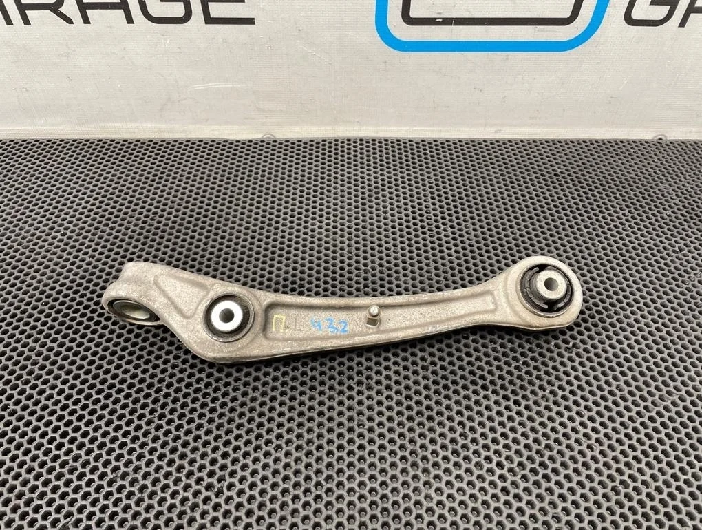 Рычаг Audi A6 2014 8K0407155C C7 CDNB 2.0, передний левый