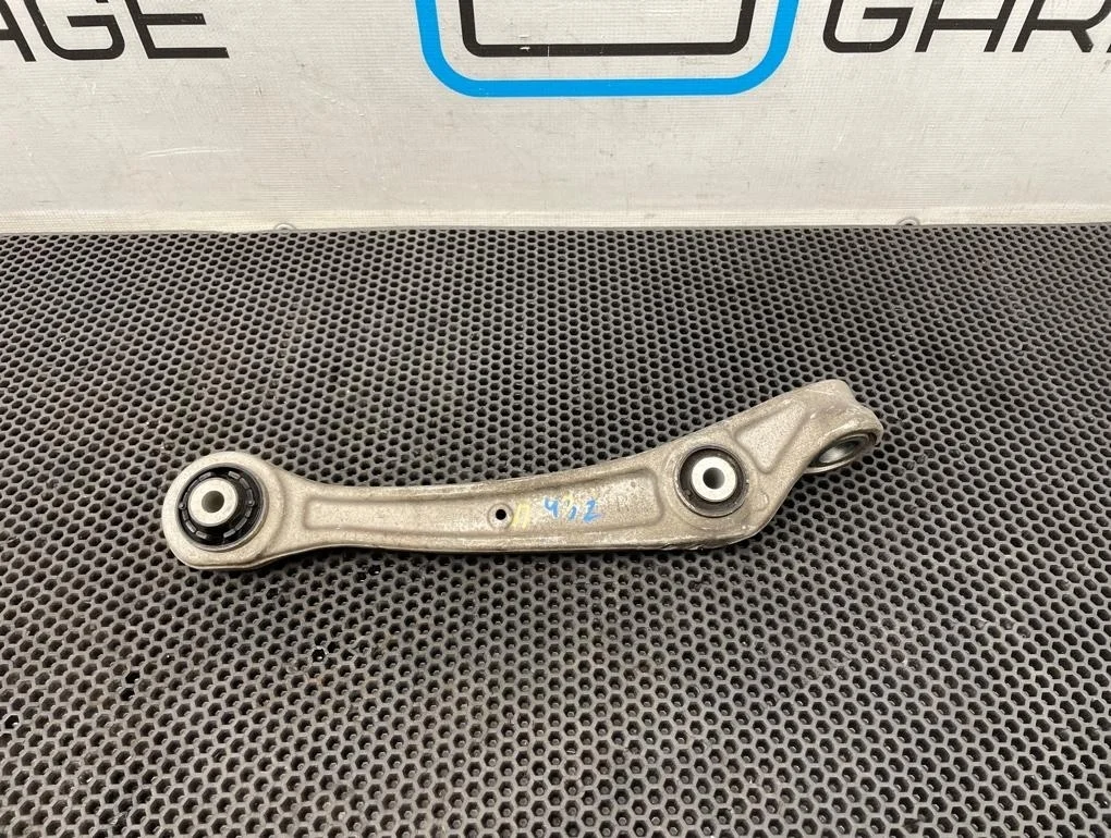 Рычаг Audi A6 2014 8K0407156C C7 CDNB 2.0, передний правый