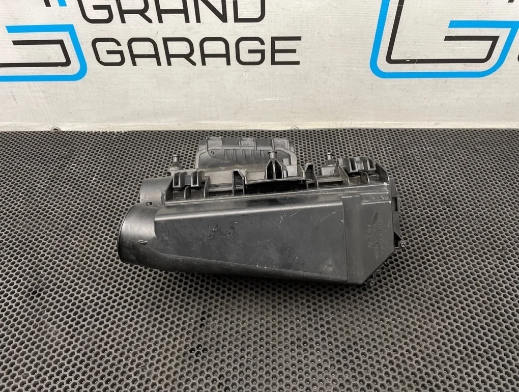 Корпус воздушного фильтра Mercedes-Benz E-Class 2011 A2710901601 C207 271.860 1.8
