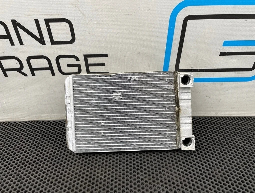 Радиатор печки Mercedes-Benz C-Class 2006 A2038300161 W203 271.946 1.8