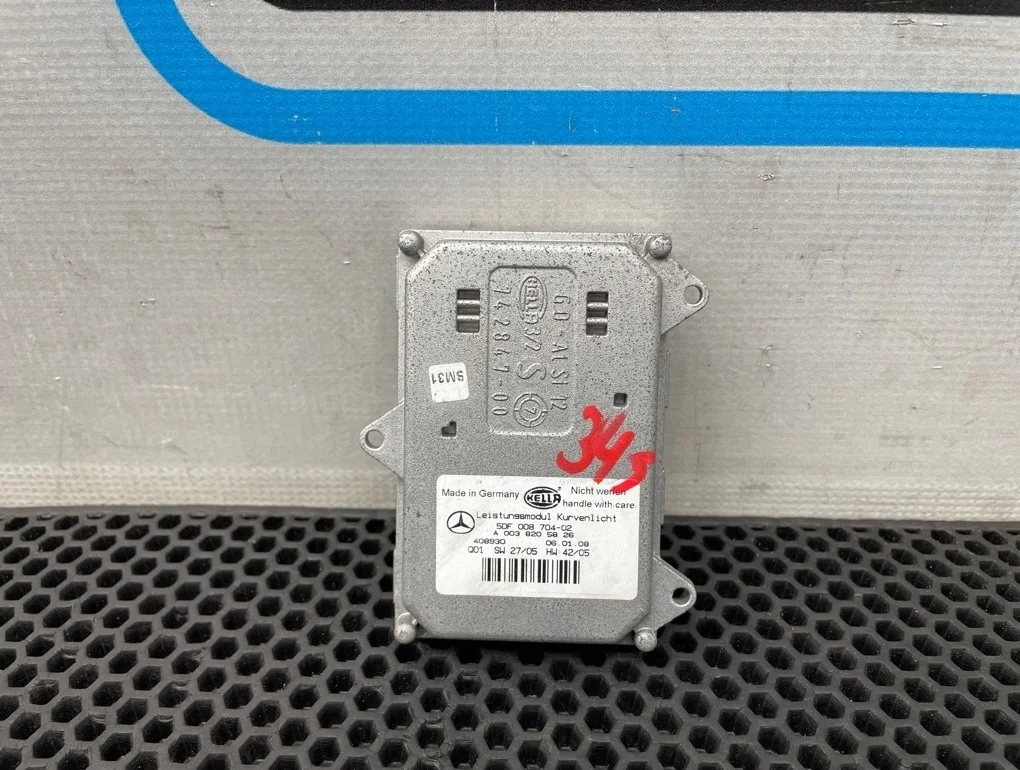 Блок фар Mercedes-Benz R-Class 2008 A0038205826 W251 272.967 3.5