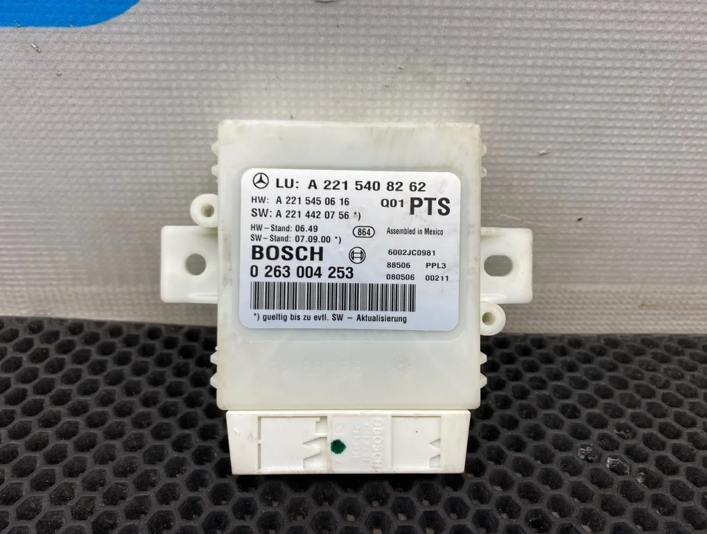 Блок парктроника Mercedes-Benz S-Class 2008 A2215408262 W221 273.961 5.5