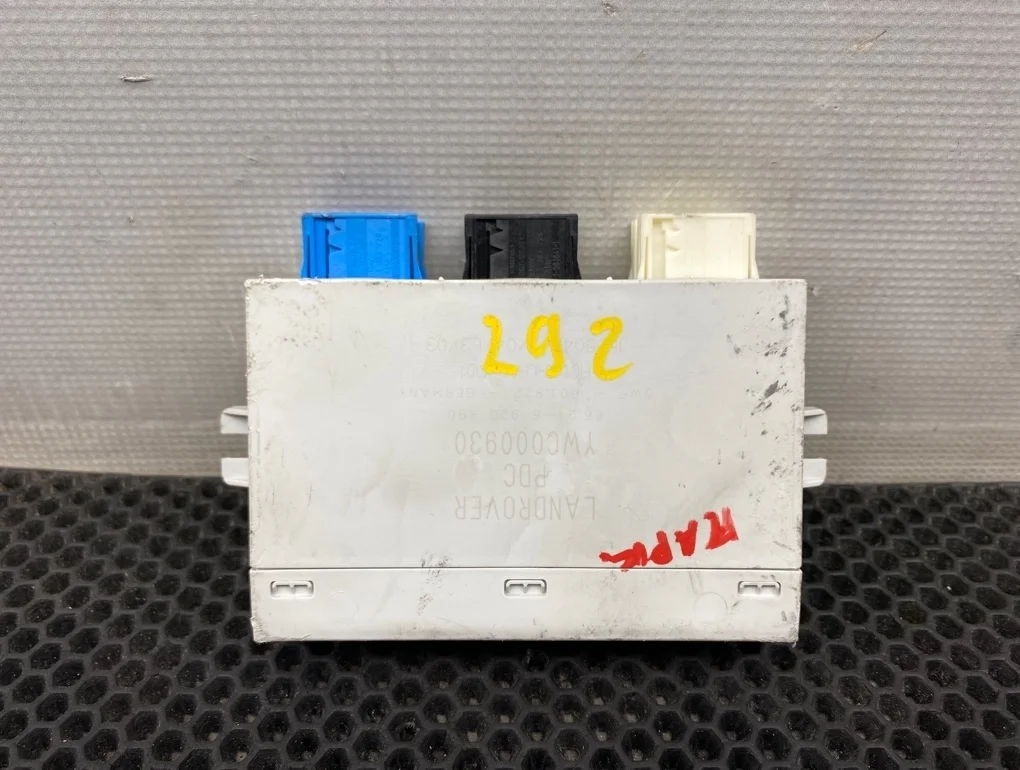 Блок парктроника Land Rover Range Rover 2004 YWC000930 L322 M62B44 4.4