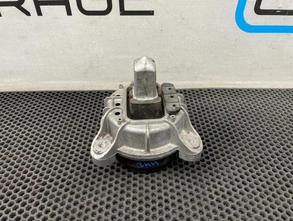 Подушка двигателя Bmw 5-Series 2011 22116777365 F10 N52B30A 3.0, левая