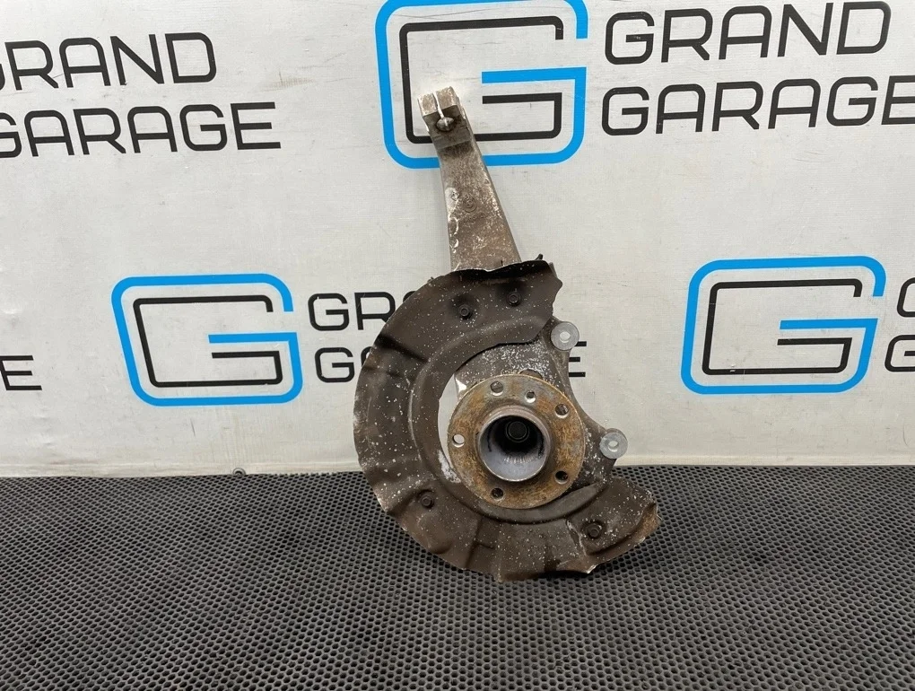 Кулак Bmw 7-Series 2010 31216775767 F01 N54B30A 3.0, передний левый