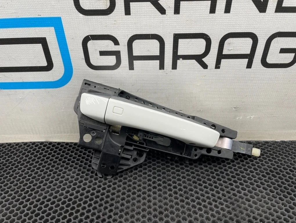 Ручка двери наружная Audi A6 2011 4H0837886 C7 CHVA 2.8, задняя правая