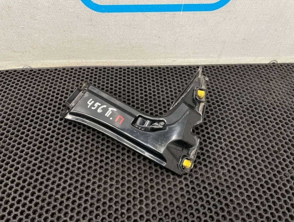 Кронштейн крыла Bmw 5-Series 2010 51117207932 F10 N55B30A 3.0, передний правый
