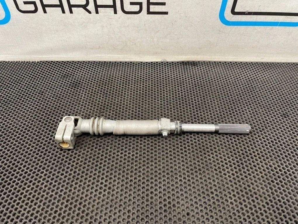 Кардан рулевой Mercedes-Benz C-Class 2012 A2044620278 C204 271.820 1.8