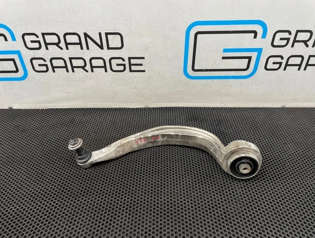 Рычаг Audi A6 2014 4G0407696 C7 CDNB 2.0, передний правый