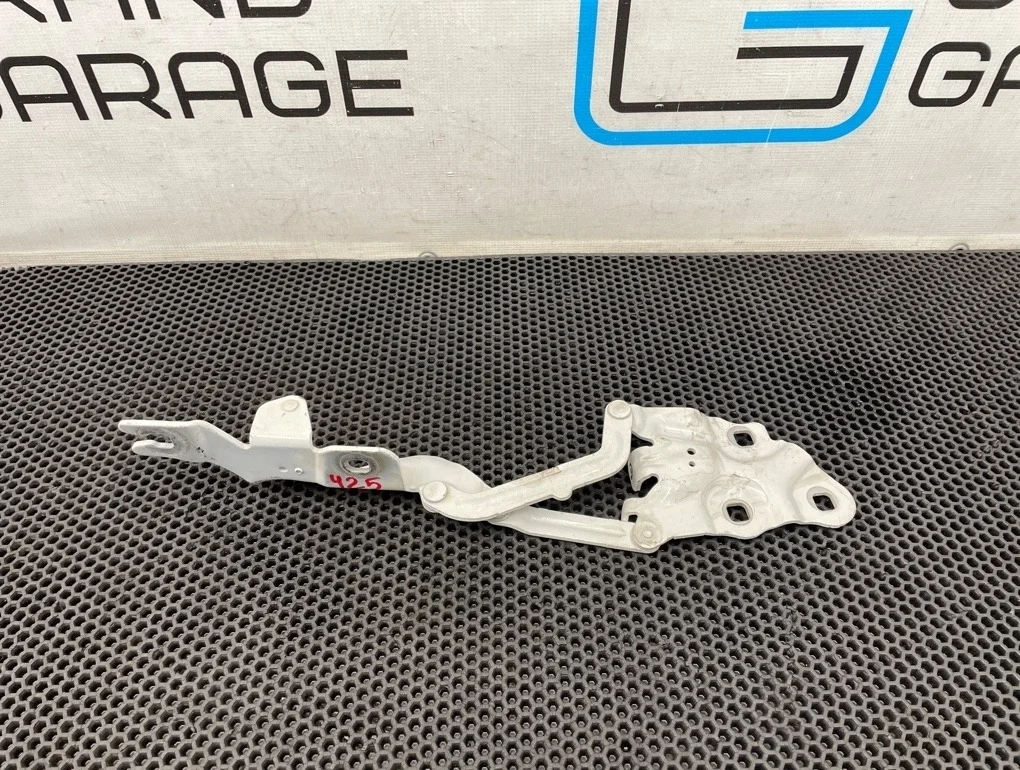 Петля капота Bmw X3 2011 41617262875 F25 N52B30A 3.0, левая