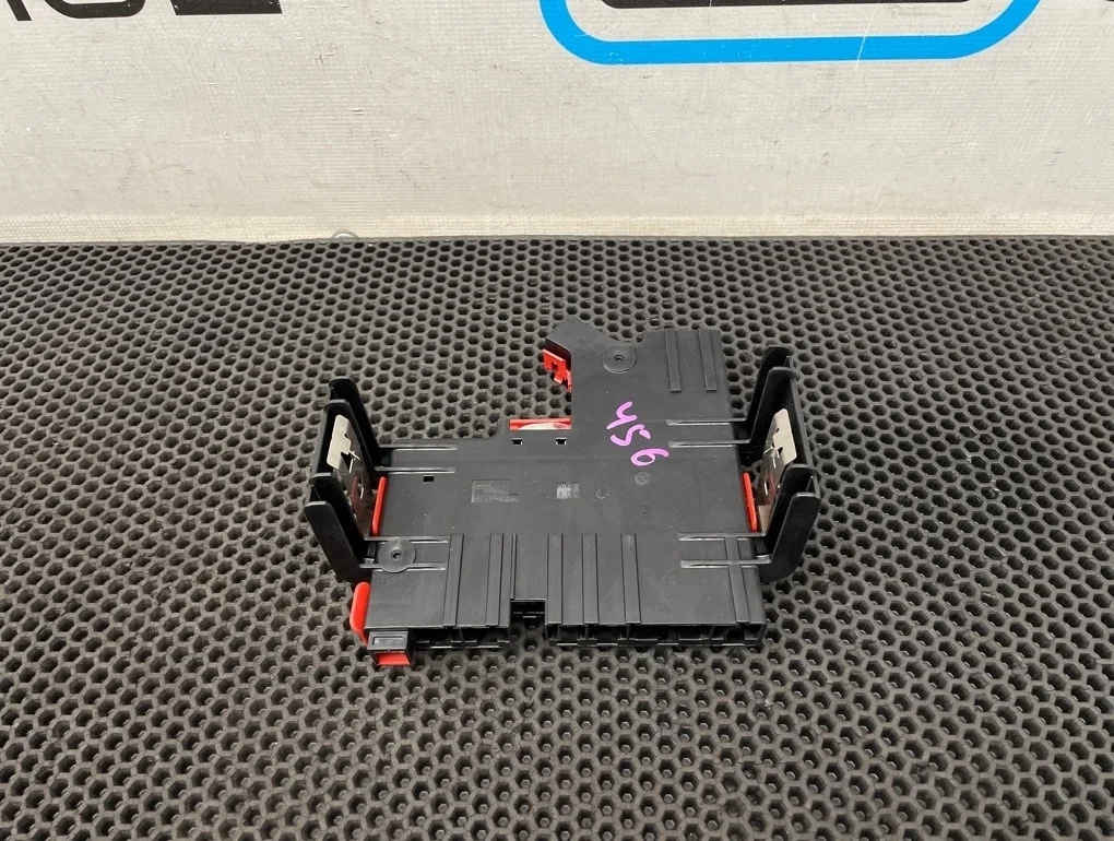 Блок предохранителей Bmw 5-Series 2010 61149177773 F10 N55B30A 3.0, задний