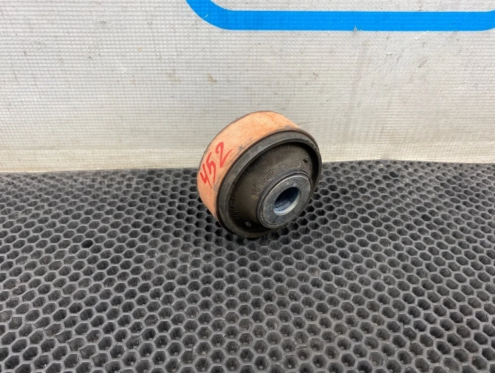 Подушка кузова Land Rover Discovery 2006 KVF500161 L319 406PN 4.0