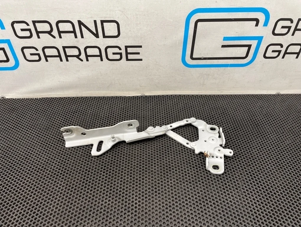 Петля капота Bmw 3-Series 2013 41617286344 F30 N20B20B 2.0, правая