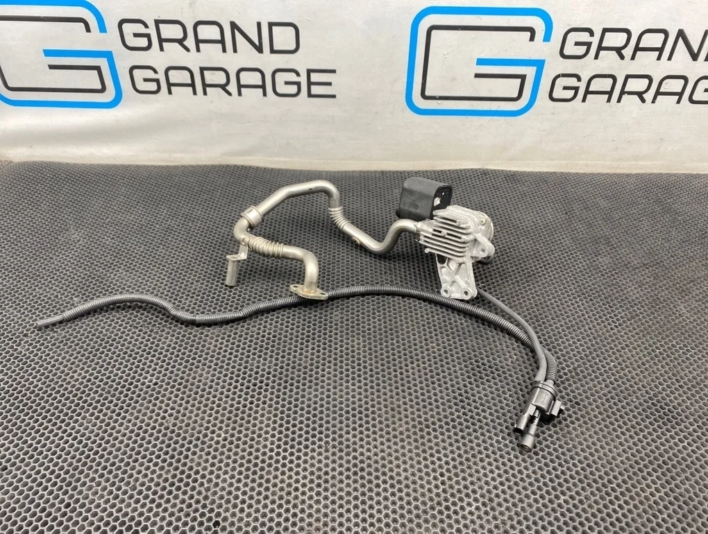 Клапан EGR Mercedes-Benz C-Class 2011 A2711401087 W204 271.860 1.8