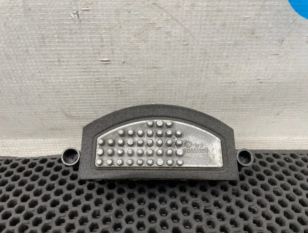 Резистор отопителя Mercedes-Benz B-Class 2013 A2469064100 W246 270.910 1.6