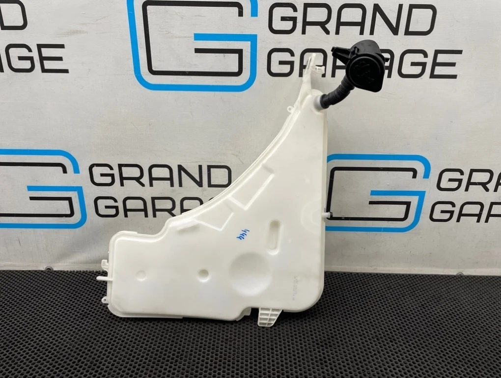 Бачок омывателя Bmw 3-Series 2013 61667241680 F30 N20B20B 2.0