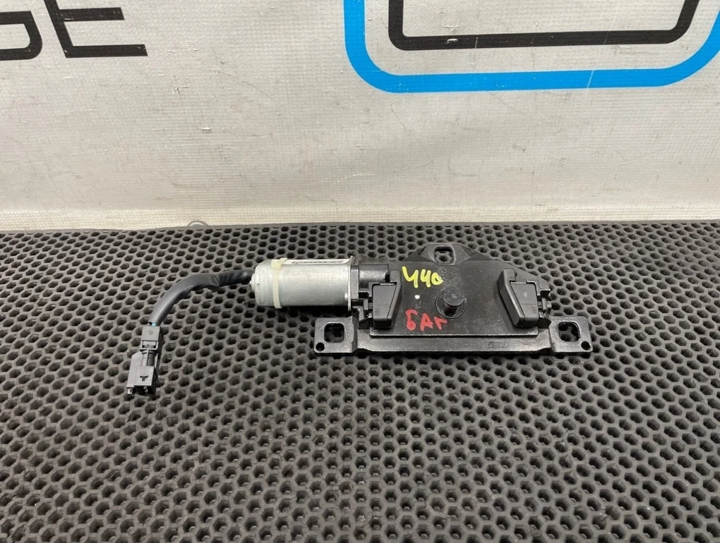 Доводчик багажника Bmw X6 2009 7129931 E71 N54B30A 3.0