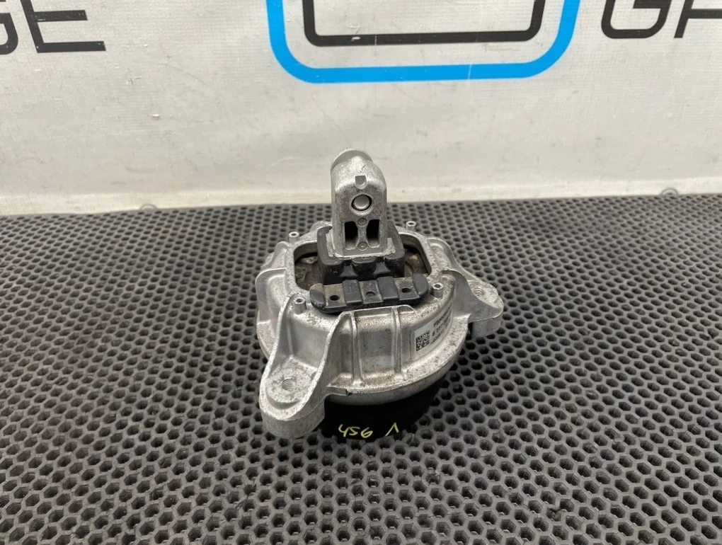 Подушка двигателя Bmw 5-Series 2010 22116777365 F10 N55B30A 3.0, левая