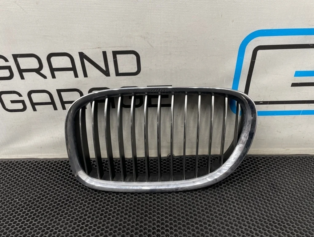 Решетка радиатора Bmw 7-Series 2011 51117184151 F01 N54B30A 3.0, левая