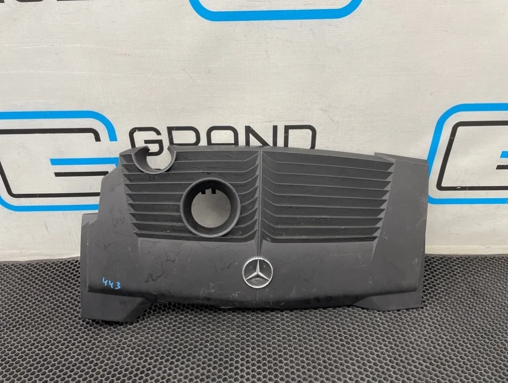 Крышка двигателя Mercedes-Benz B-Class 2013 A2700109601 W246 270.910 1.6