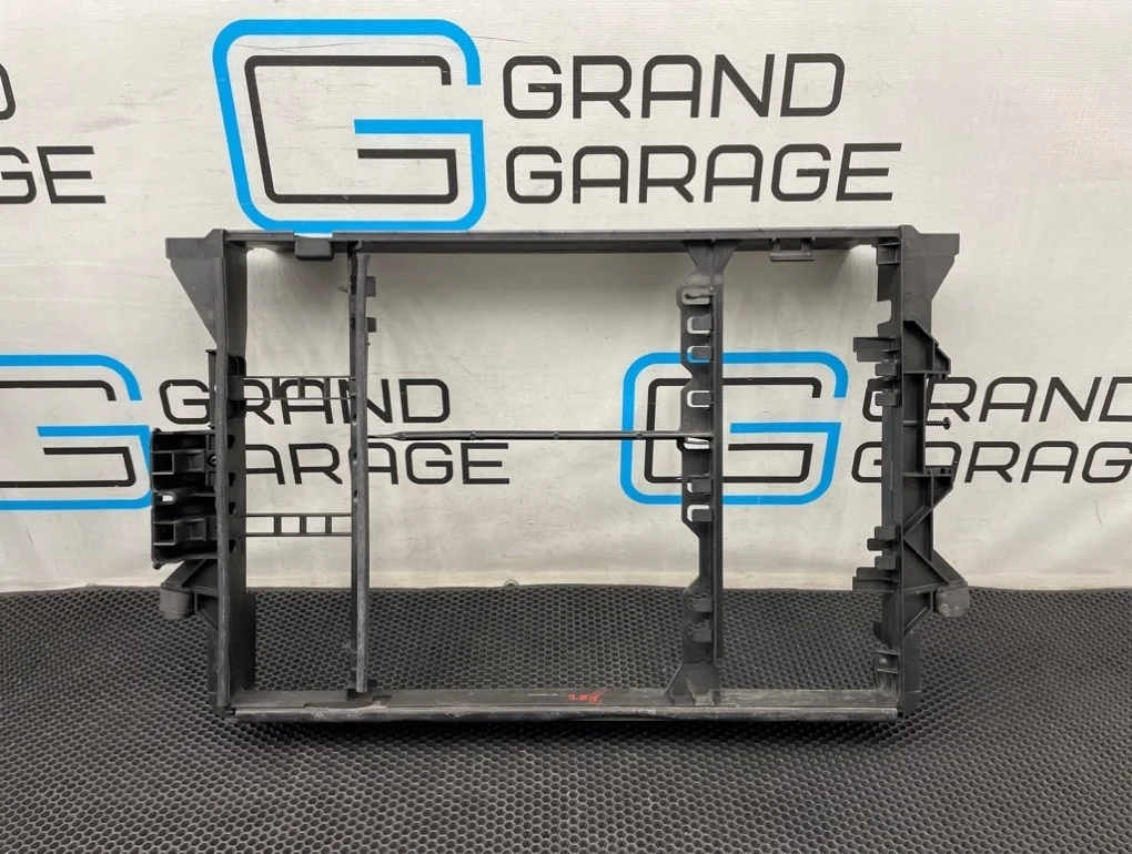 Дефлектор радиатора Bmw 7-Series 2000 17111737826 E38 M62TUB35 3.5