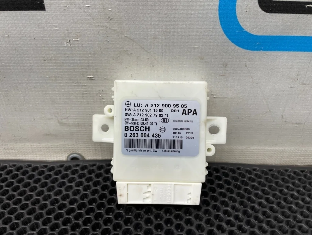 Блок парктроника Mercedes-Benz E-Class 2011 A2129009505 C207 271.860 1.8
