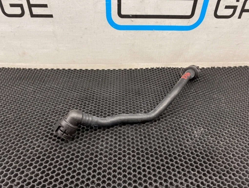 Патрубок охлаждения Mercedes-Benz B-Class 2013 A2465010058 W246 270.910 1.6