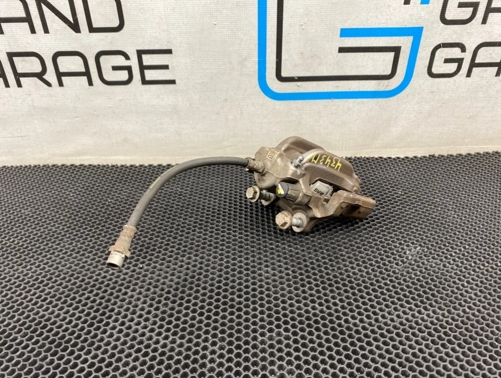 Суппорт Bmw 3-Series 2014 34216850858 F30 N20B20B 2.0, задний правый