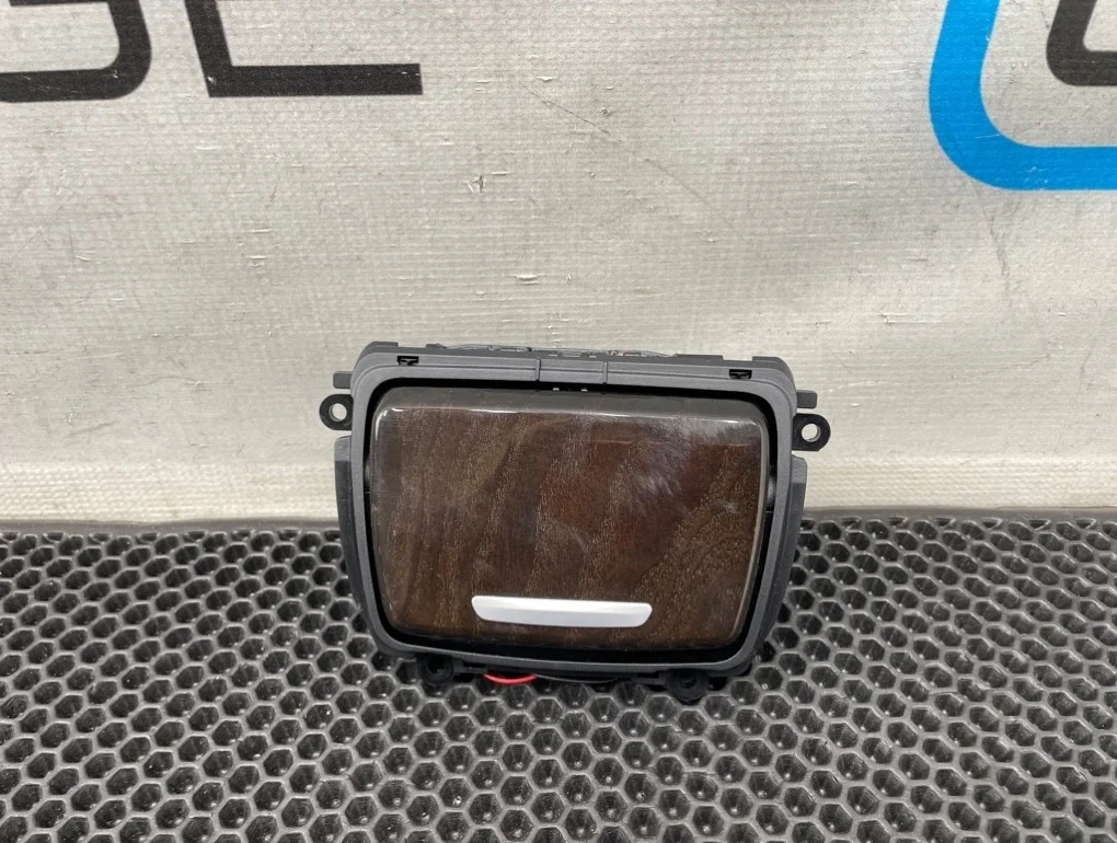 Пепельница Bmw 5-Series 2011 51169206347 F10 N52B25A 2.5