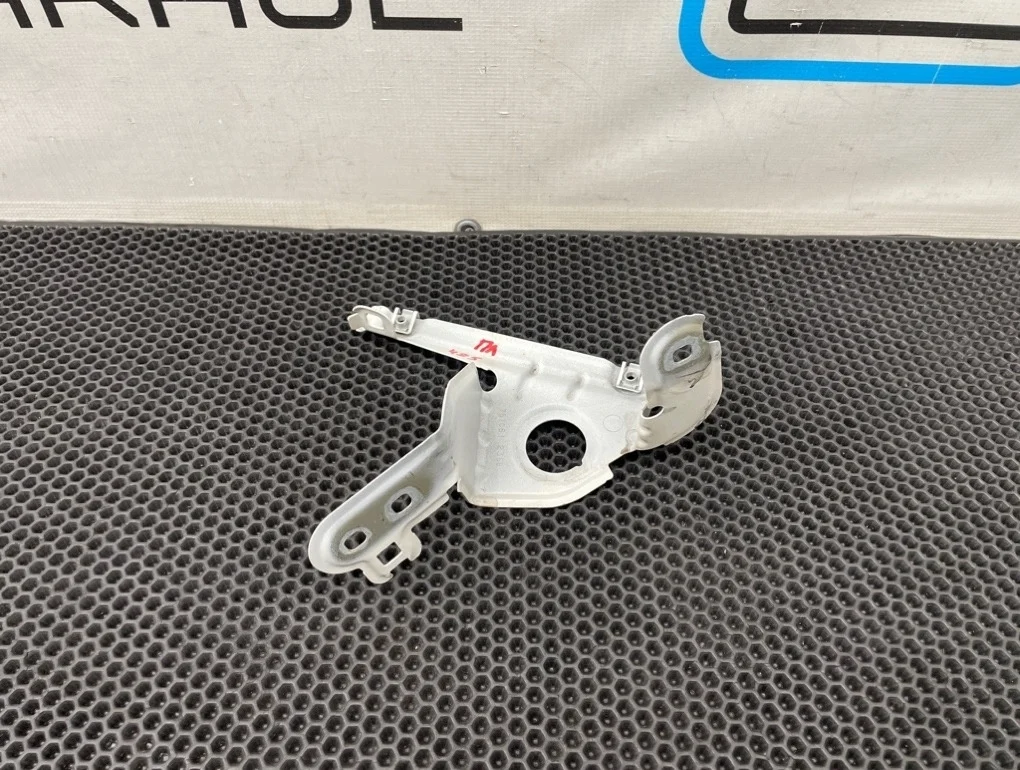 Кронштейн крыла Bmw X3 2011 41357267327 F25 N52B30A 3.0, передний левый