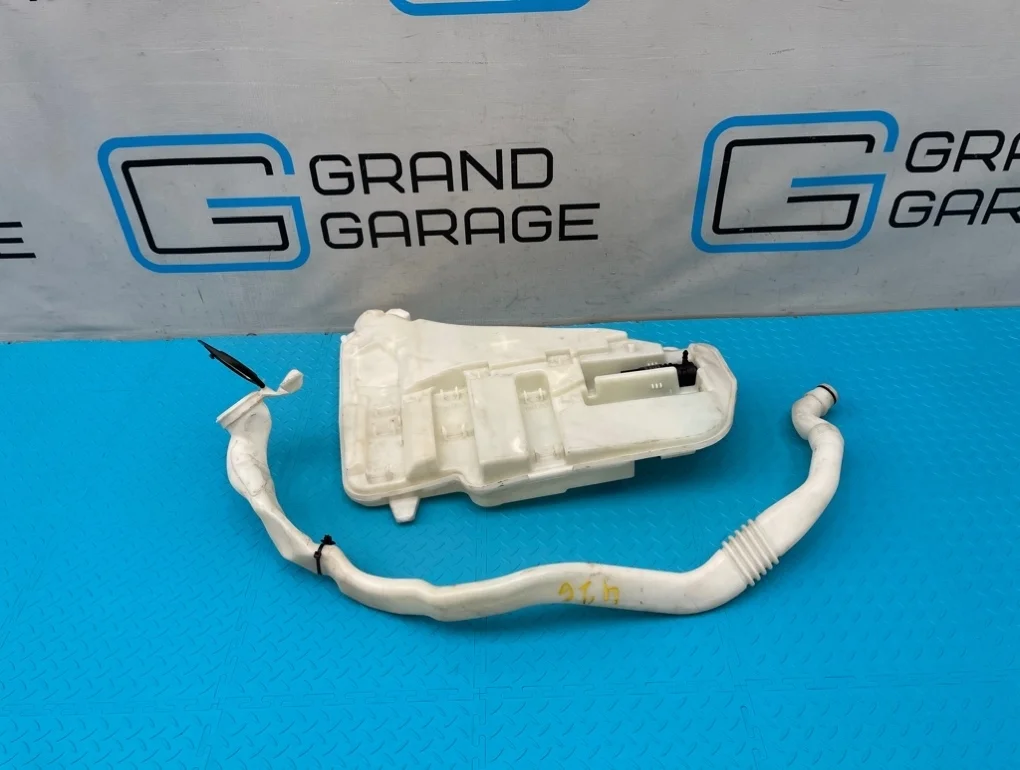 Бачок омывателя Bmw 5-Series 2011 61667269667 F10 N52B25A 2.5