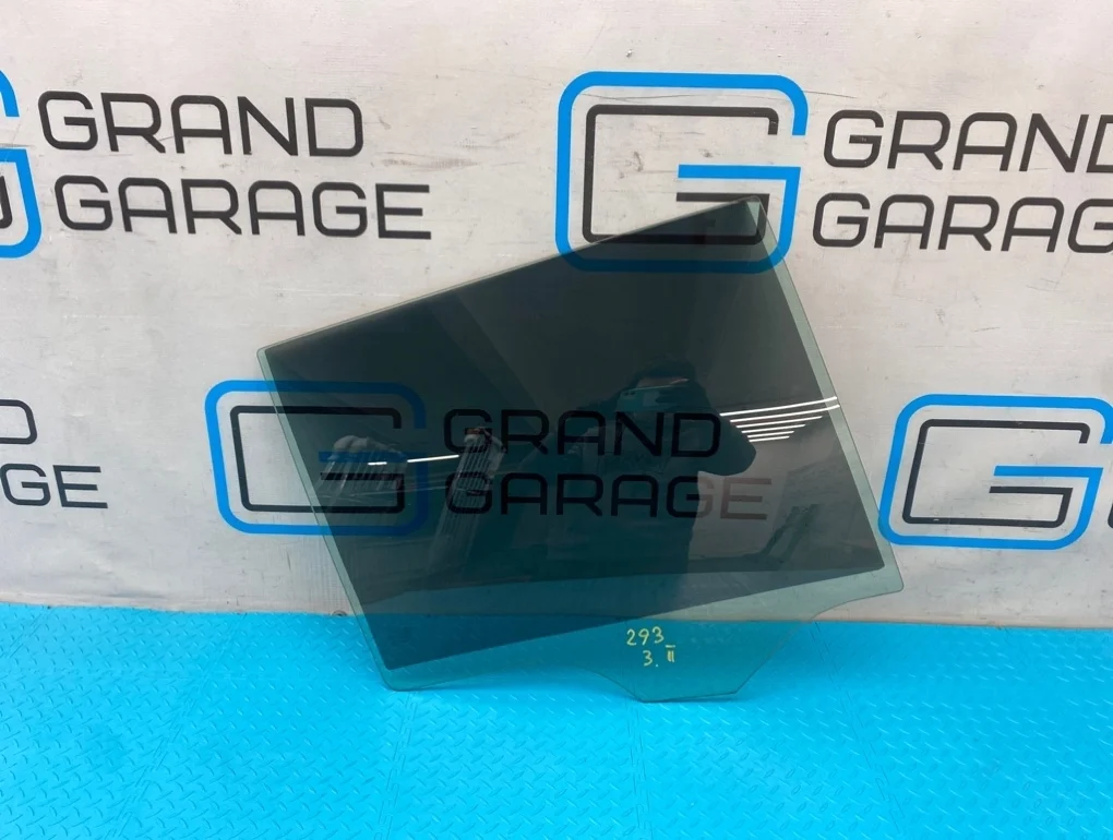 Стекло Mercedes-Benz C-Class 2012 A2047351000 W204 271.820 1.8, заднее правое