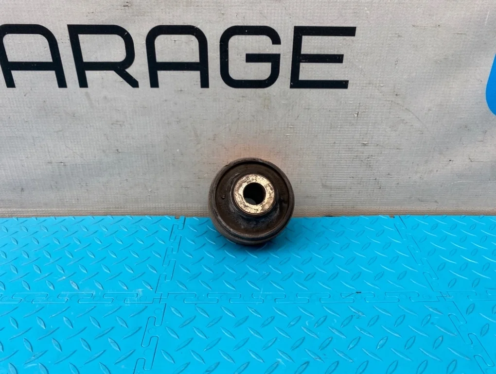 Подушка кузова Land Rover Range Rover Sport 2010 KVF500161 L320 AJ133 V8 5.0