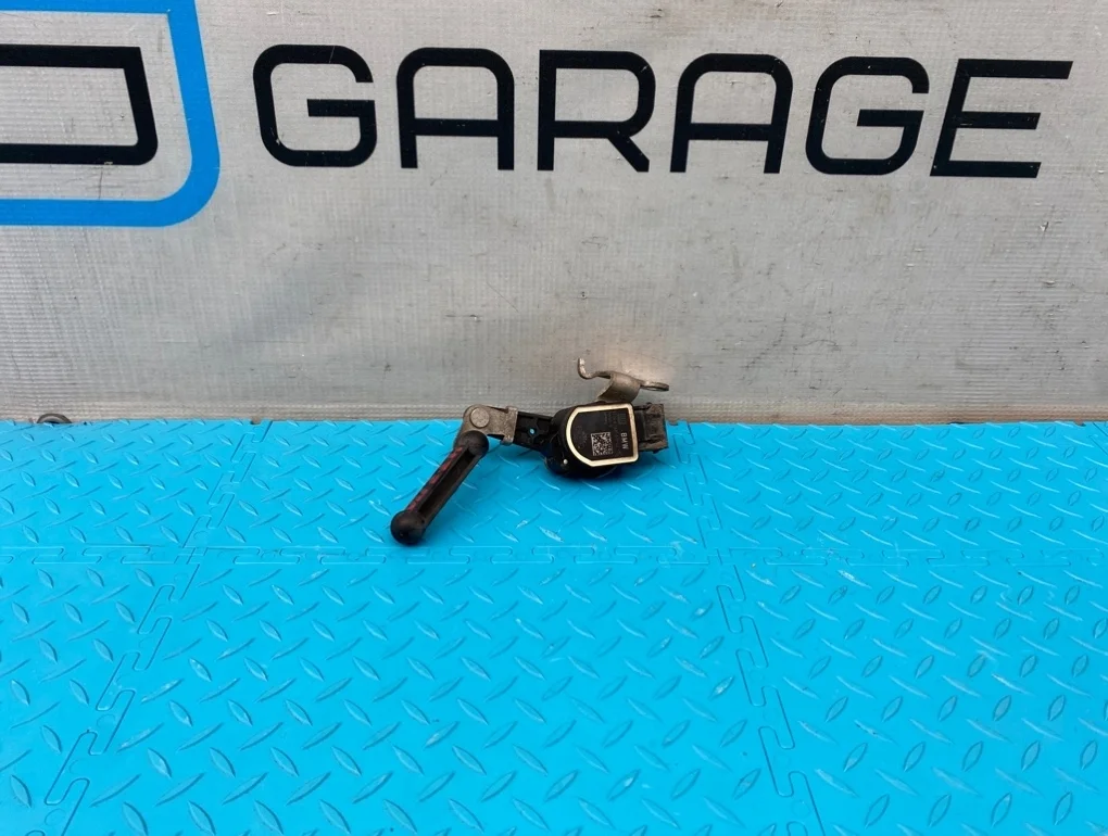 Датчик положения кузова Bmw 5-Series 2010 37146781361 F07 N55B30A 3.0, передний левый